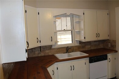 201 W Graham St, Prairie Grove, AR 72753 - photo 6