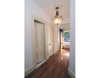 18 Central St unit 18, Somerville, MA 02143 - photo 2