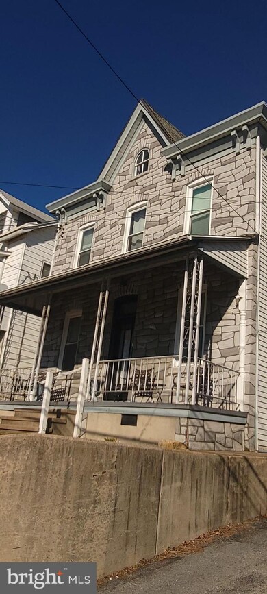 2811 Kutztown Rd, Reading, PA 19605 - photo 2