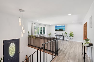 102 Simon Crestway, Waunakee, WI 53597 - photo 3