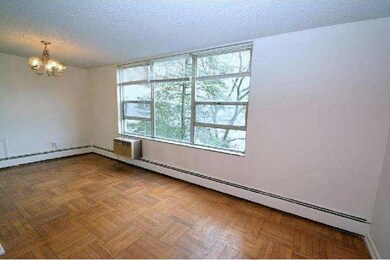 Radnor House unit 312, Bryn Mawr, PA 19010 - photo 5