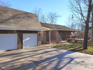 7 Roundhill Rd, Kimberling City, MO 65686 - photo 2