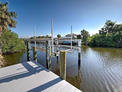 4342 Ewing Cir, Port Charlotte, FL 33948 - photo 3