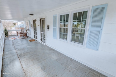 203 S Cherokee St, Jonesborough, TN 37659 - photo 4