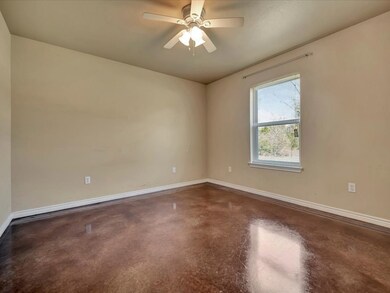 121 Shady Grove Loop, Lufkin, TX 75904 - photo 6