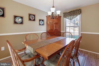 8 Christina Woods Ct, Newark, DE 19702 - photo 4