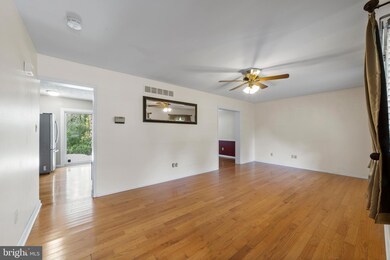 208 Wyckford Dr, Perkasie, PA 18944 - photo 7