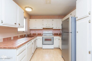 Kitchen_KI_IMG_3620-SMALL