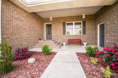 3047 Mark Ln, Poplar Bluff, MO 63901 - photo 2