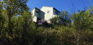 Sideview of house