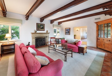 1029 Alston-05