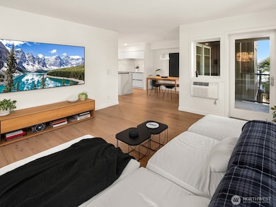 1029 Belmont Ave E unit 305, Seattle, WA 98102 - photo 6