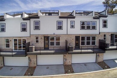 These luxurious townhomes offer breathtaking sky t