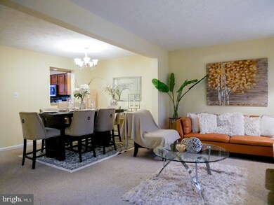 18804 Sky Blue Cir, Germantown, MD 20874 - photo 7