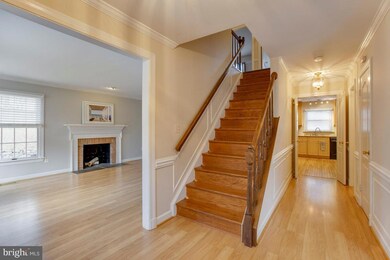 15561 Ambiance Dr, North Potomac, MD 20878 - photo 3