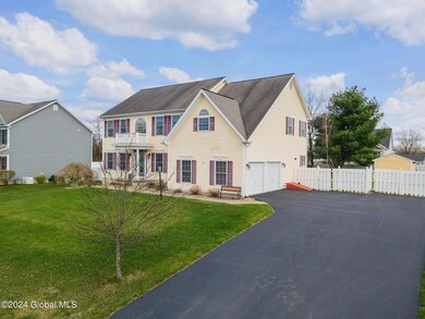 3-web-or-mls-12ShermanWay_03