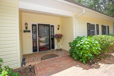 171 W Devonshire Ave-6