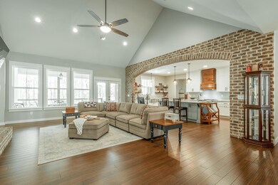 456 Stooping Oak Rd. HD-44