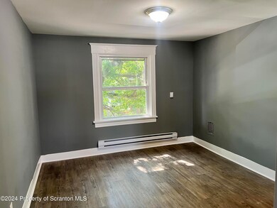 125 Carlisle St unit 2nd flr, Wilkes Barre, PA 18702 - photo 6