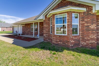 403 E Jean Pierre, Chouteau, OK 74337 - photo 3
