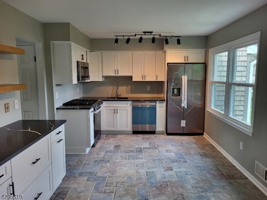 31 Hancock Ct, Flemington, NJ 08822 - photo 5