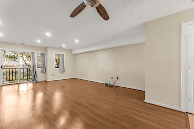 1412 Whitney Ave unit F3, Hamden, CT 06517 - photo 4