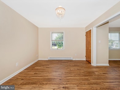 28 W Wilson Blvd, Hagerstown, MD 21740 - photo 4