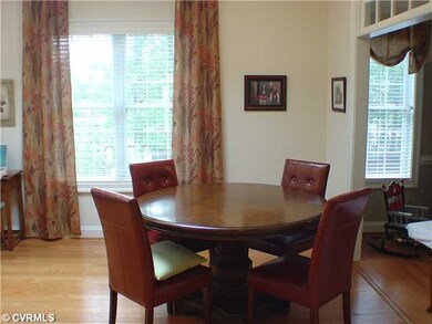 Breakfast Nook - Breakfast nook with hardwoods.