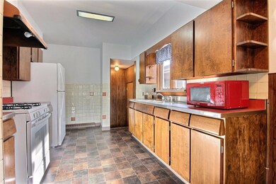 4113 S Grover Ave, Hammond, IN 46327 - photo 6