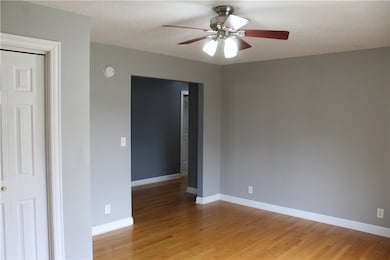 58 S Shores, Sullivan, IL 61951 - photo 4