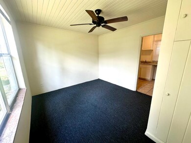 633 40th St, West Palm Beach, FL 33407 - photo 6