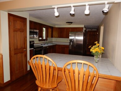 10 Deerfield Cir, Standish, ME 04084 - photo 5