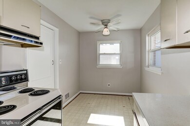 1411 Quebec St, Hyattsville, MD 20783 - photo 7
