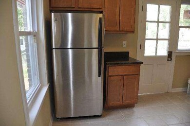 719 Norfolk Ave, Westchester, IL 60154 - photo 5