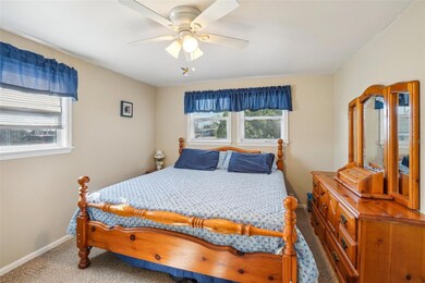 35138 Dale Ave, Zephyrhills, FL 33541 - photo 7