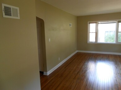 Living Room<|><|>