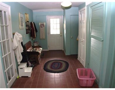 222 E Elm St, Yarmouth, ME 04096 - photo 5