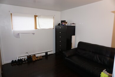 339 N Mcaree Rd, Waukegan, IL 60085 - photo 5