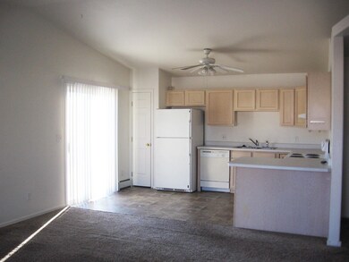 513 April Ln unit A, Grand Junction, CO 81504 - photo 3