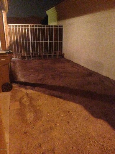 RV gate side yard