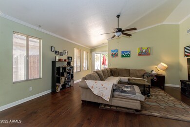 521 S Ash St-11