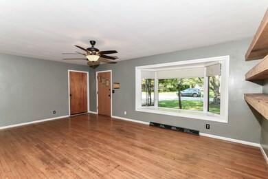 514 Kentucky Ave, Plainfield, IN 46168 - photo 2