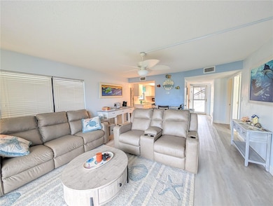 Semi open floorplan