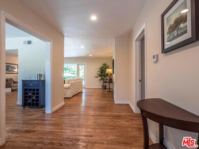 20555 Quedo Dr, Woodland Hills, CA 91364 - photo 7