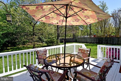 4946 Edge Rock Dr, Chantilly, VA 20151 - photo 3