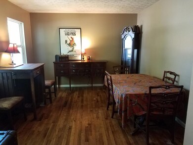 tanner front sitting room 3
