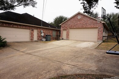 25909 Goldfinch Trail, San Antonio, TX 78255 - photo 5