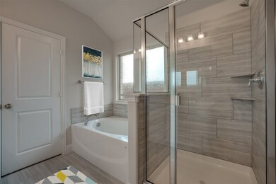 3926 Jimson Ave, Farmers Branch, TX 75234 - photo 5