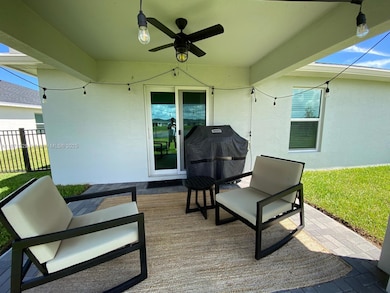 11060 NW Middle Stream Dr, Port Saint Lucie, FL 34987 - photo 5