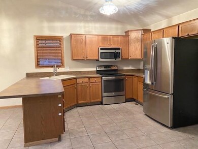 103 E 6th Street Ct, Cimarron, KS 67835 - photo 6